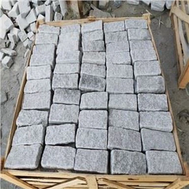 टम्बल स्टोन ड्राइववे