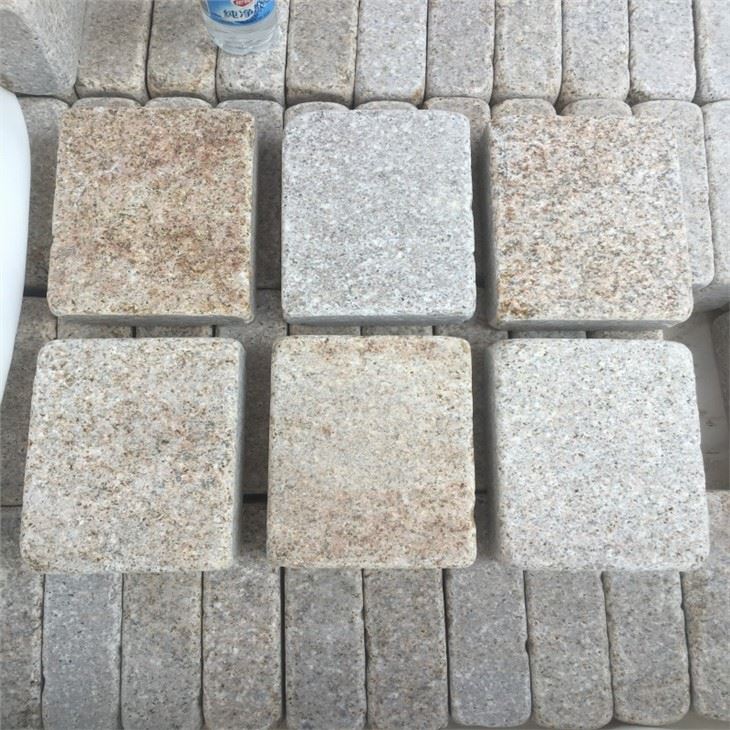 G682 Cobblestone Paving Setts