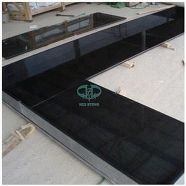 एब्सोल्यूट ब्लैक ग्रेनाइट काउंटरटॉप्स