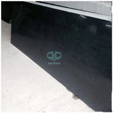 ब्लैक पर्ल ग्रेनाइट स्लैब